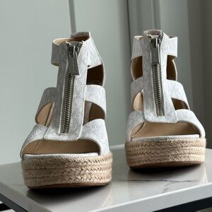 Michael Kors logo White Wedge Sandals with Zipper Detail and rope wedge.